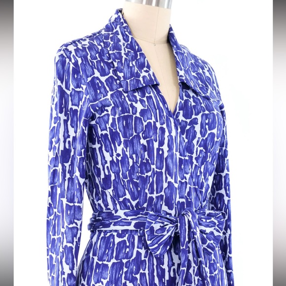 Diane Von furstenberg  90s  DVF silk Jersey Abstract wrap dres size 6 8 - Picture 3 of 6